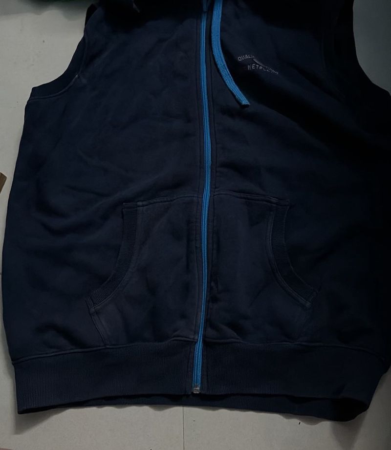 Men's Sleeveless Hoodie