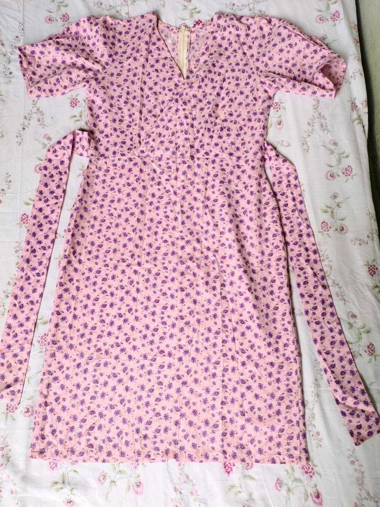 SALE‼️‼️‼️Cute Pink Floral Dress