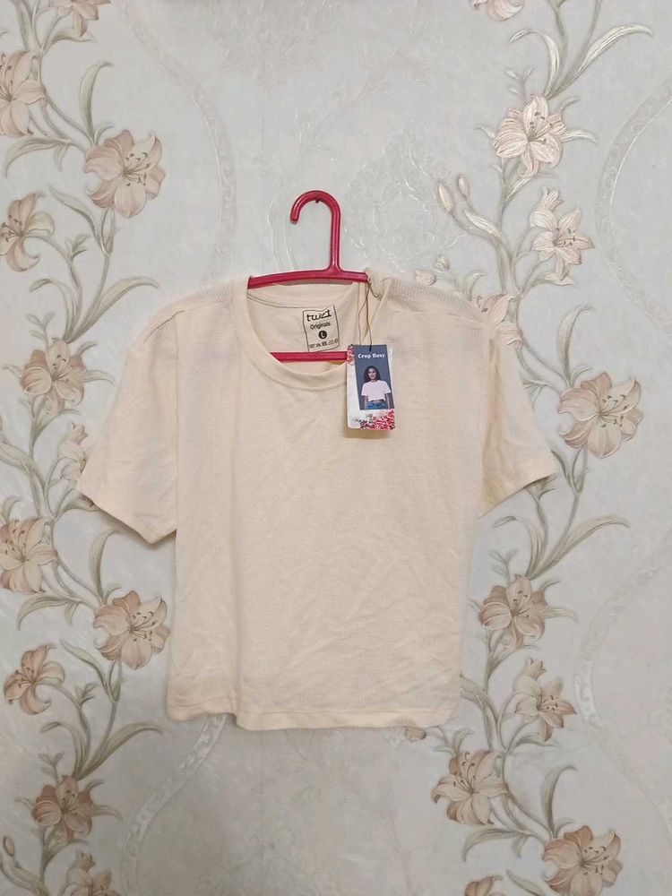 Cream Cropped T-Shirt