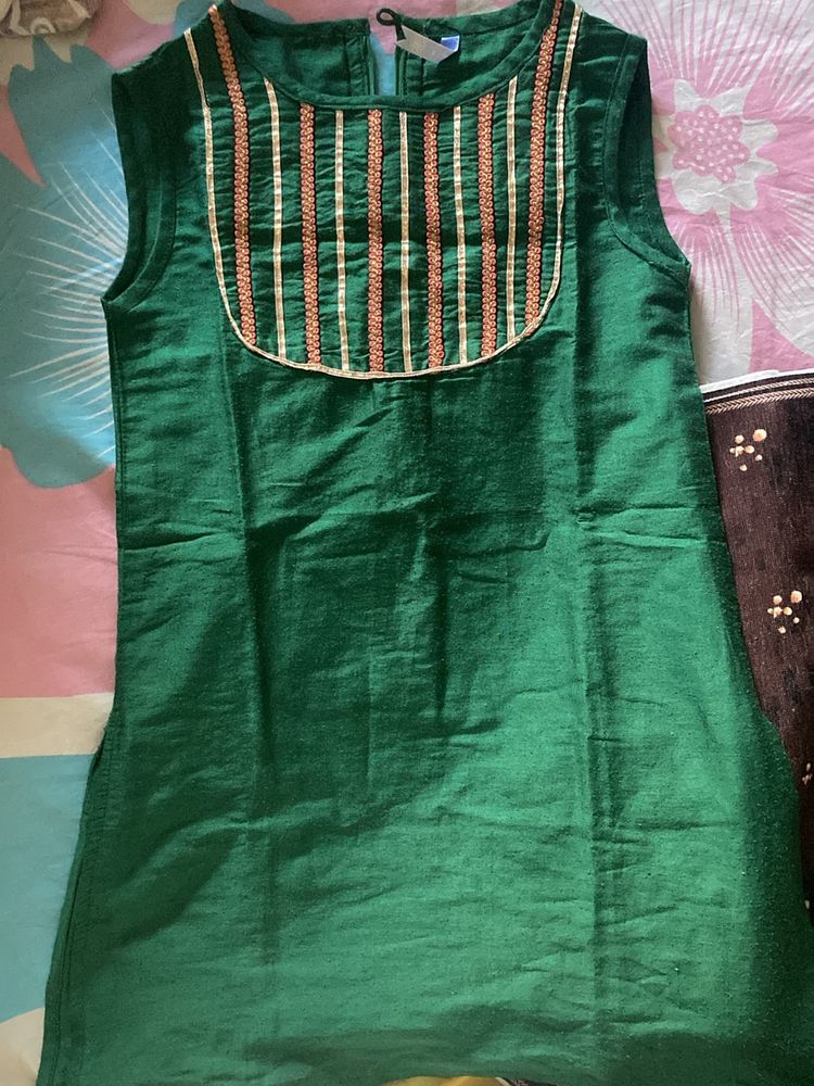 YK green Kurta For Girls Age6-7