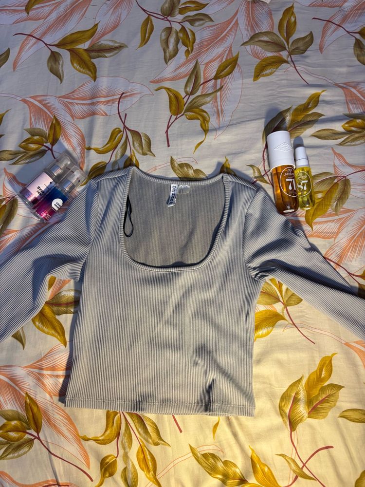 H&amp;M casual full sleeve top