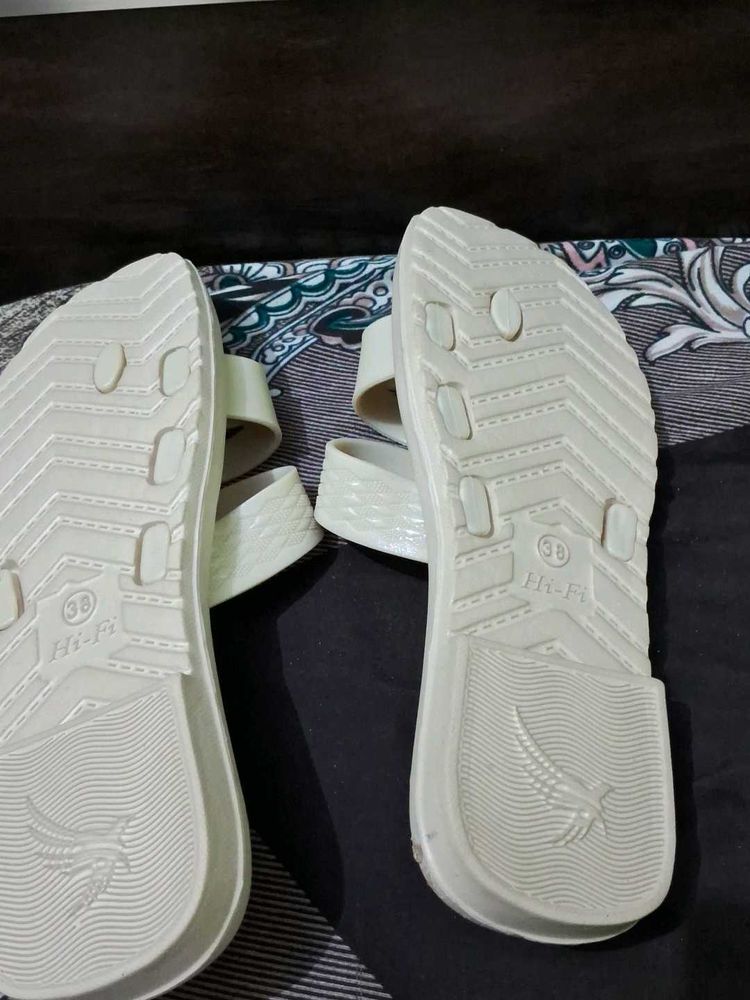 Hi-Fi Cream Flip Flops