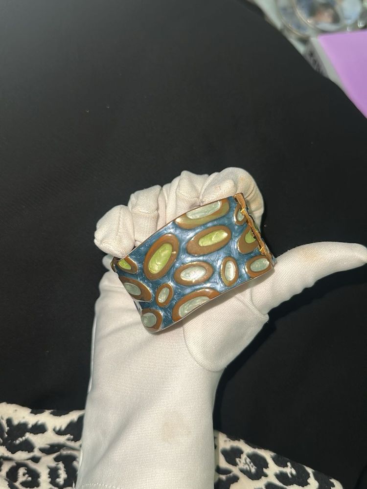Unique Oval Pattern Cuff Bracelet