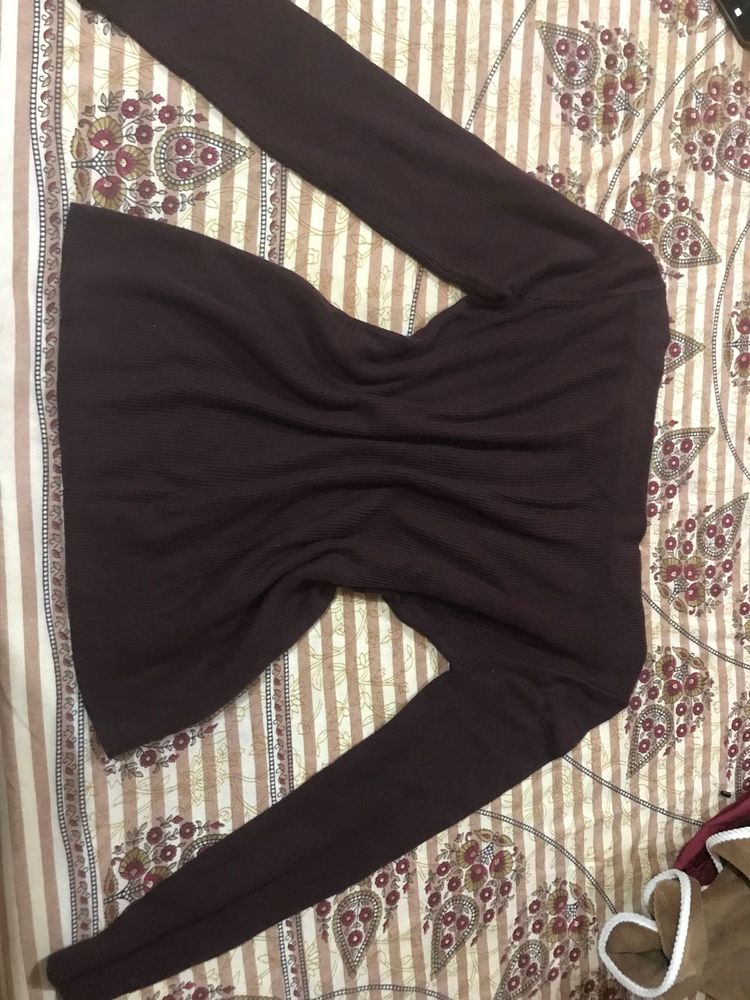 Long Sleeve Crew Neck Top