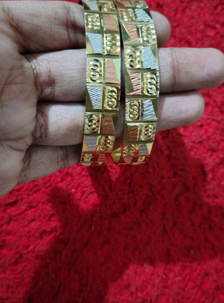 Stylish Tri-Color Bangles