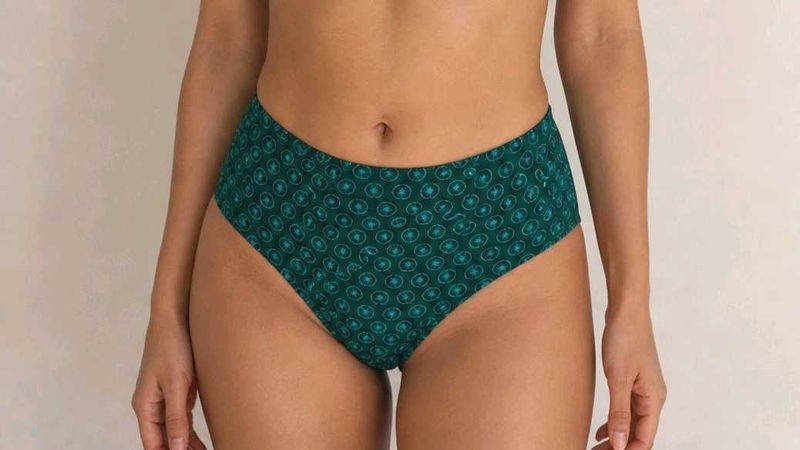 Brand new Stylish periods underwear