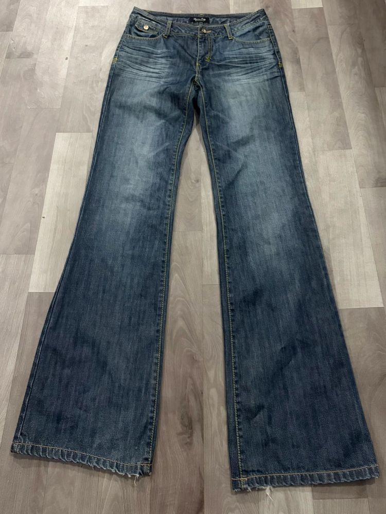 Low Rise Jeans