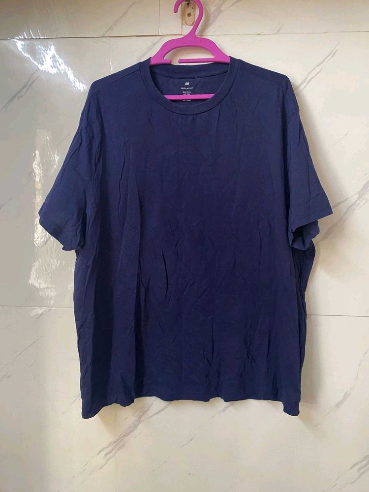 H&amp;M Regular Fit Tshirt - XXL (worn once)