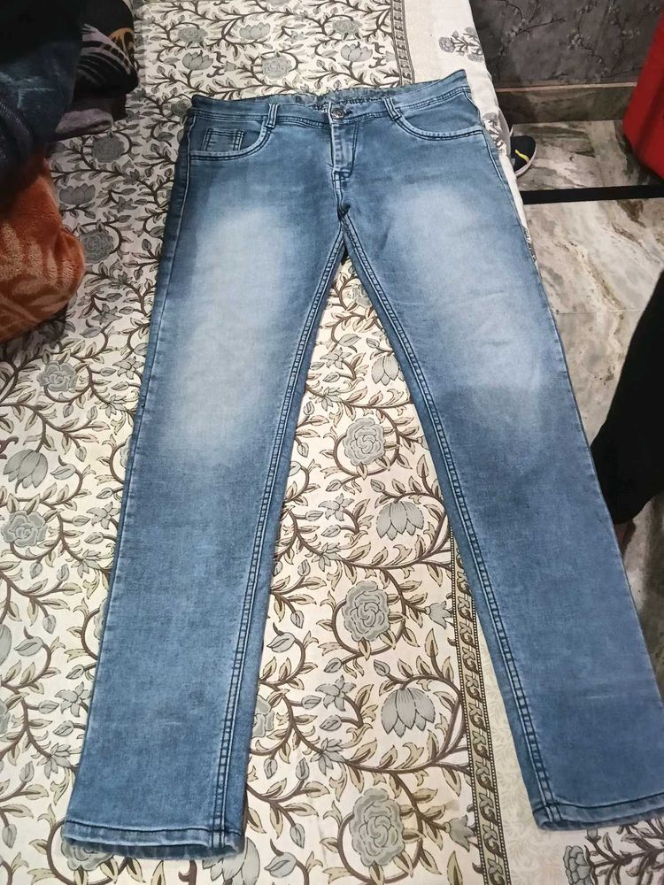 Light Wash Denim Jeans