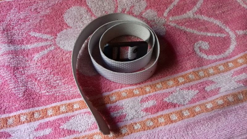 Kid Belt,7-10 Yrs .one Is Flaws.4 Pcs