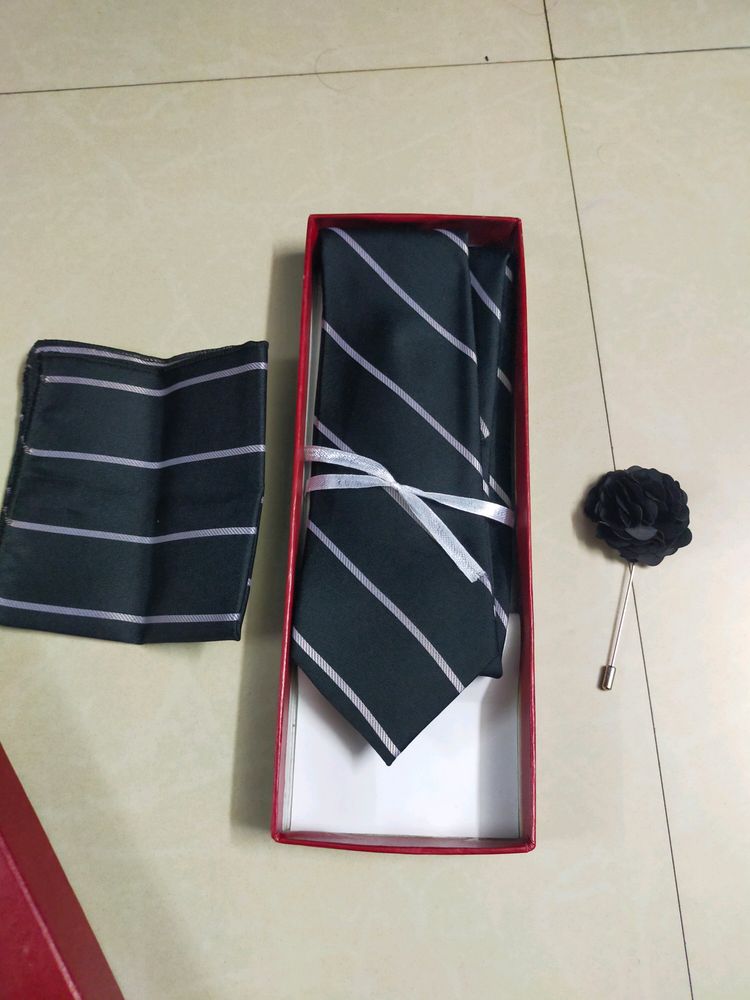 A New Tie , Pocket Square, Lapel Pin Set