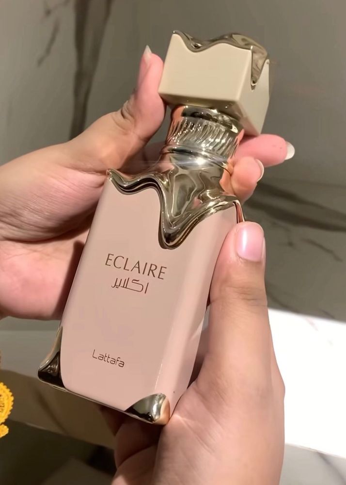 Eclaire Lattafa Perfume Bottle
