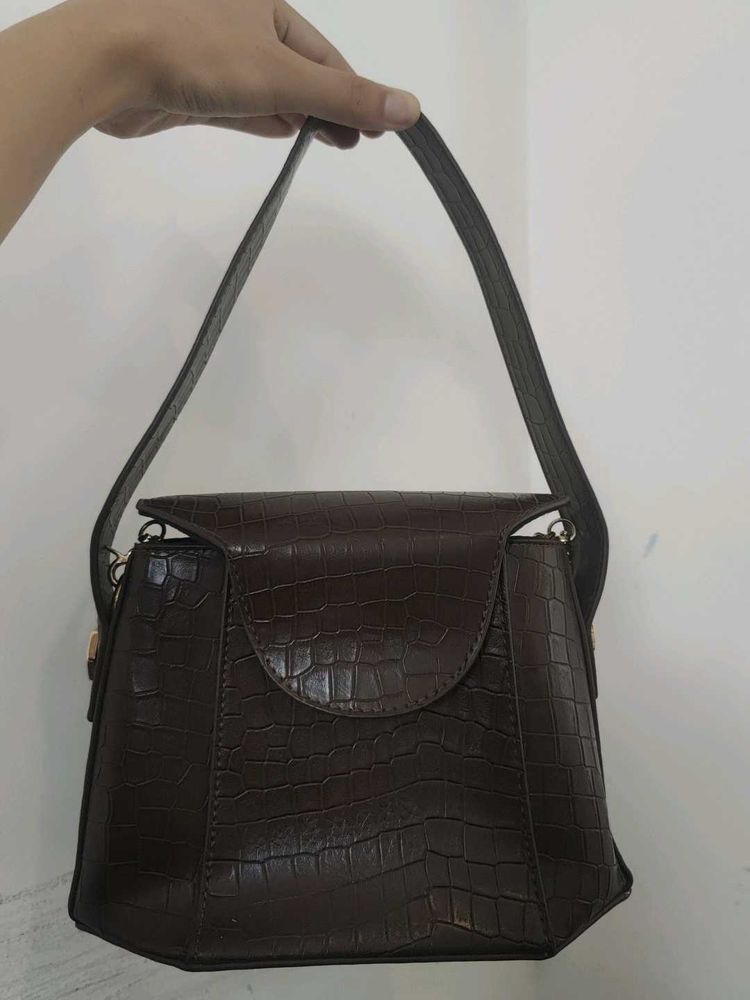 Stylish Embossed Handbag