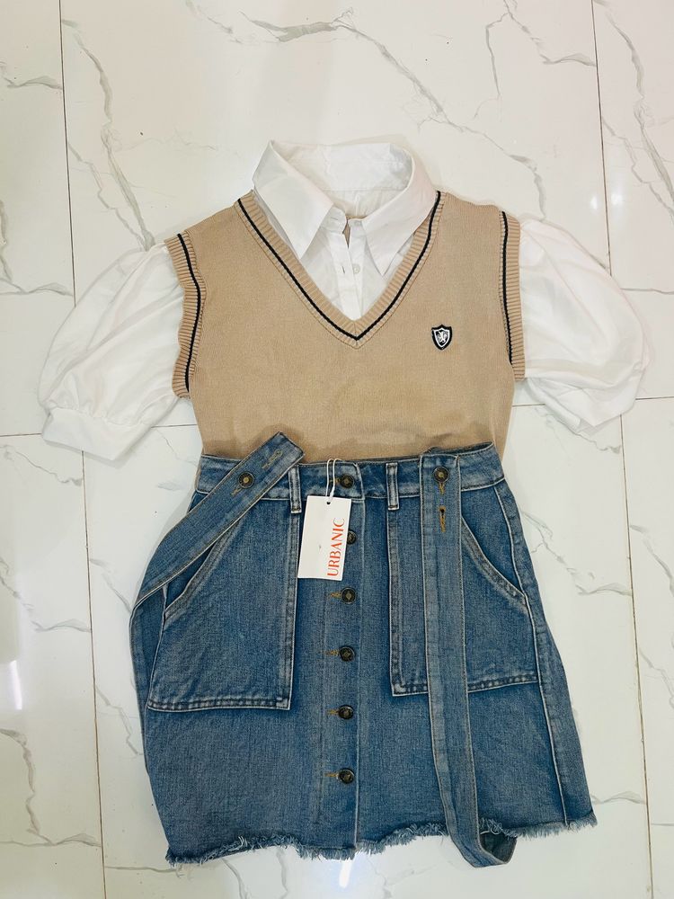 Korean Shirt Top 🤍