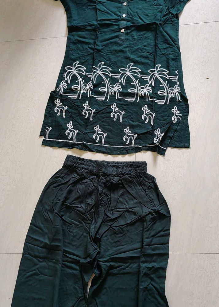 simple and stylish kurta pant