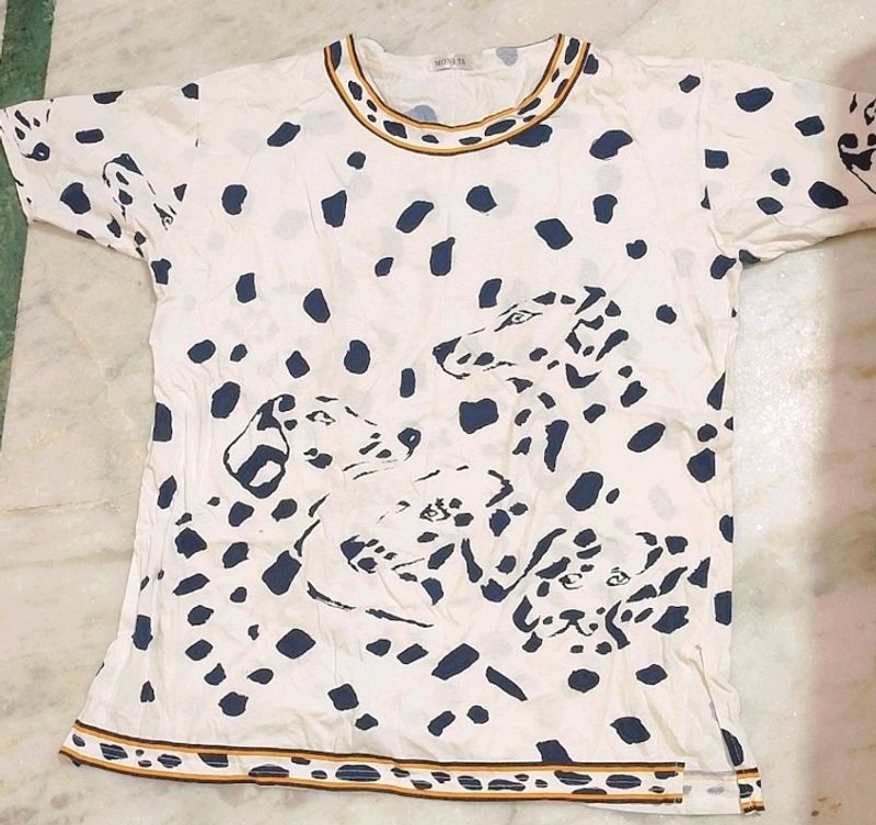 White T-shirt Or Top For Girl 36 Bust