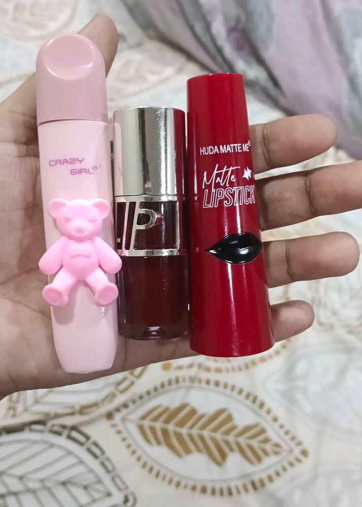 Set of 3 Cute Lip Gloss &amp; Matte Lipstick Se