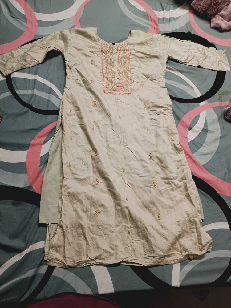 Elegant Embroidered Kurta