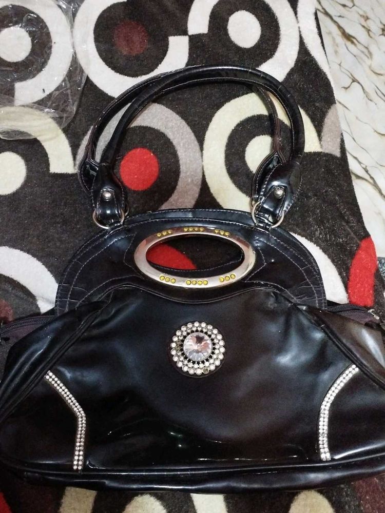 Elegant Black Handbag Set
