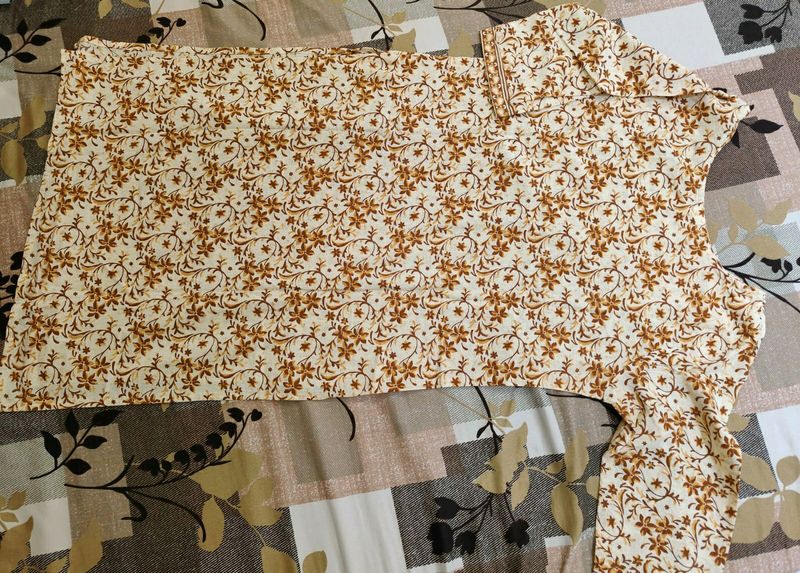 Floral Design Straight Cut Kurti (Size Upto Xxl)