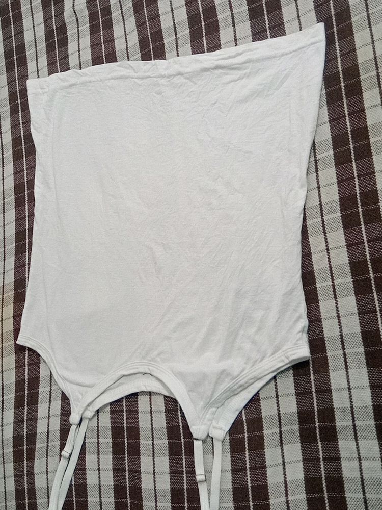 White Colour Dixcy Scott Spagity