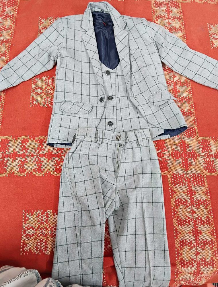 Boys Checked Suit Set
