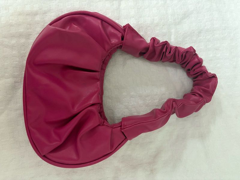 aesthetic pink shoulderbag