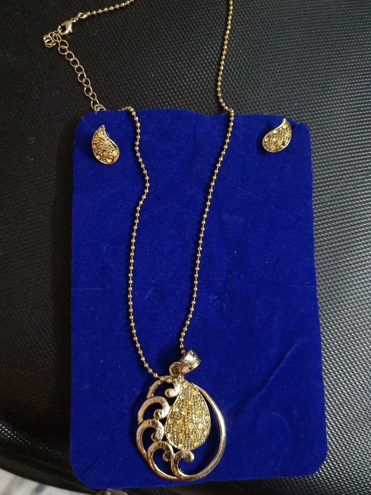 Necklace and Earring Set