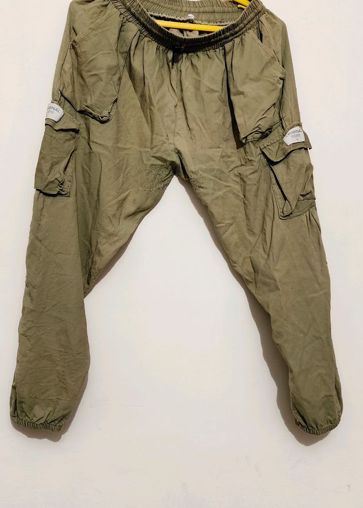 Used Cargo Trouser With Some Flaws