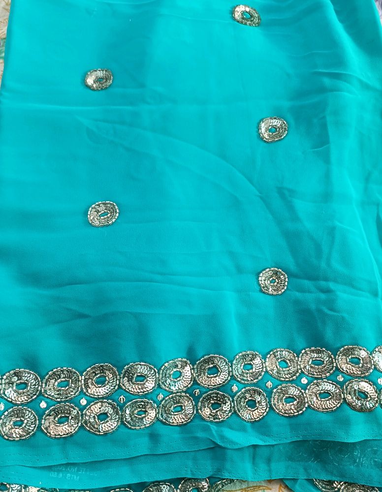Saree With Unstitched Blouse