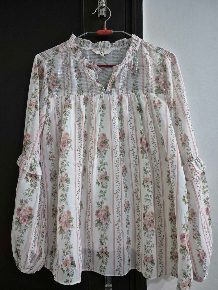 Floral Print Smocked Neck Blouse