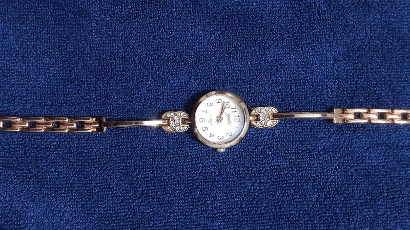 Elegant Gold Watch