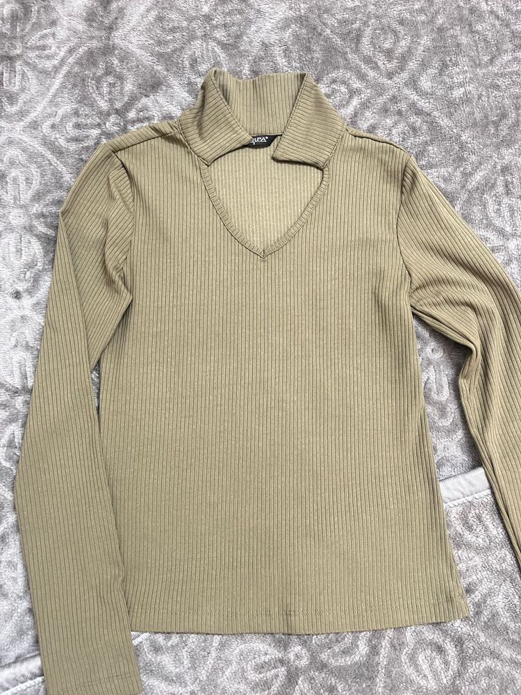 Ribbed Long Sleeve Top with Collar Detail