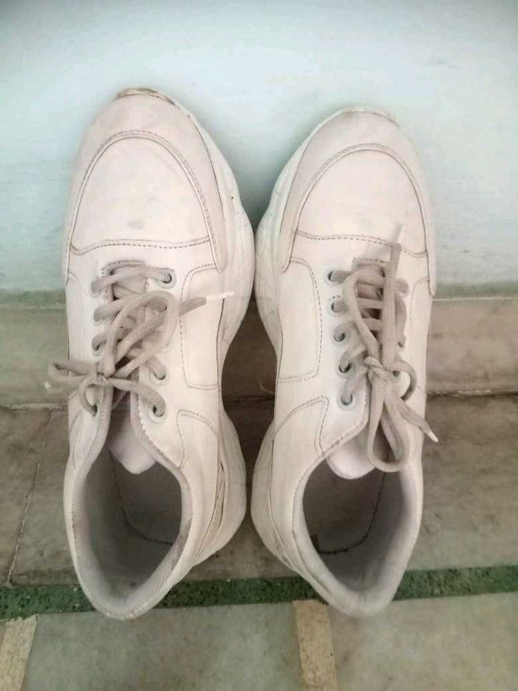 White Casual Sneakers