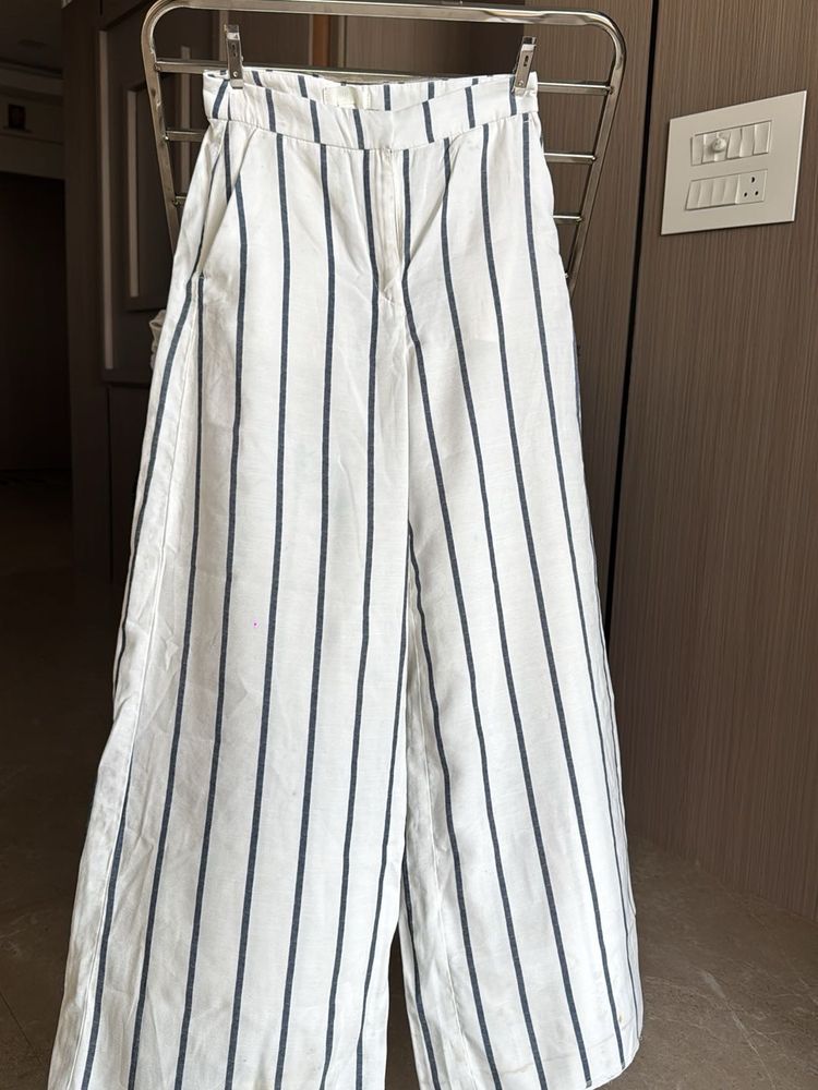 Striped Wide-Legged Pants