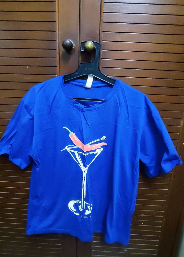 Blue Martini &amp; Chili Graphic T-Shirt