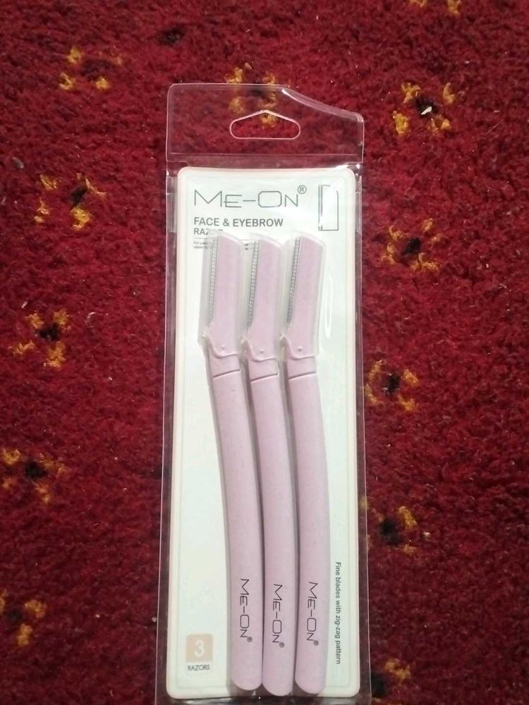ME-ON Face &amp; Eyebrow Razors (3 pcs)