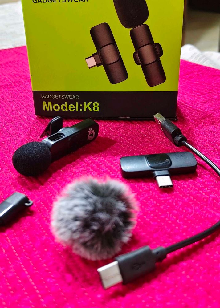 Gadgetswear Wireless Microphone