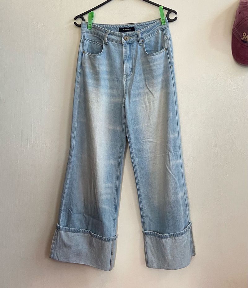 Light Wash Wide Leg Jeans