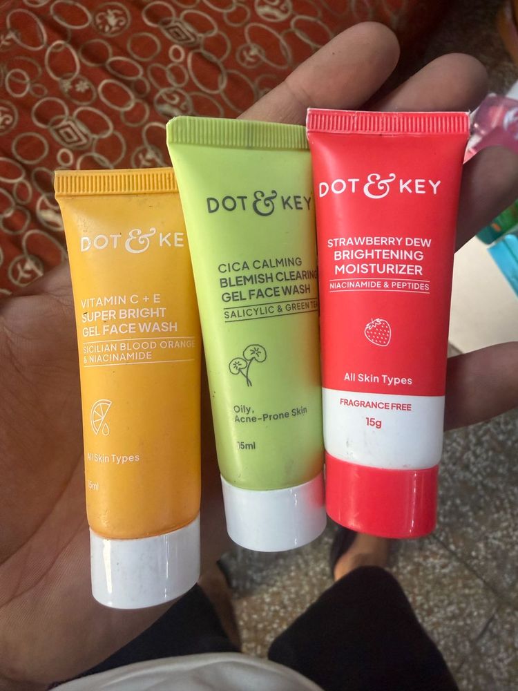 DOT &amp; KEY Skincare Set