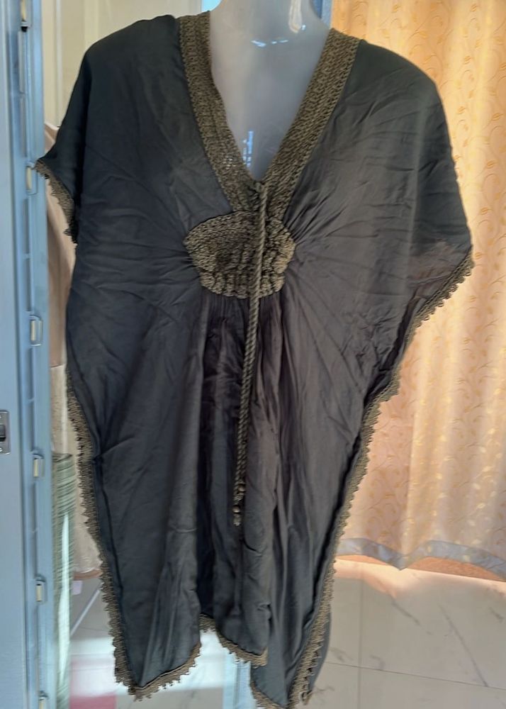 Elegant Flowy Kaftan Top