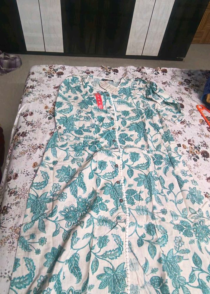 Beautiful Floral Print Kurta