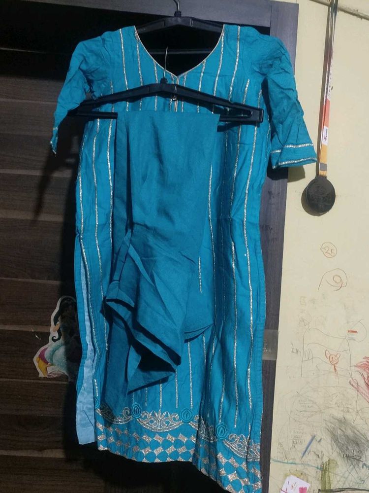 Teal Kurta Set with Silver Stripes
