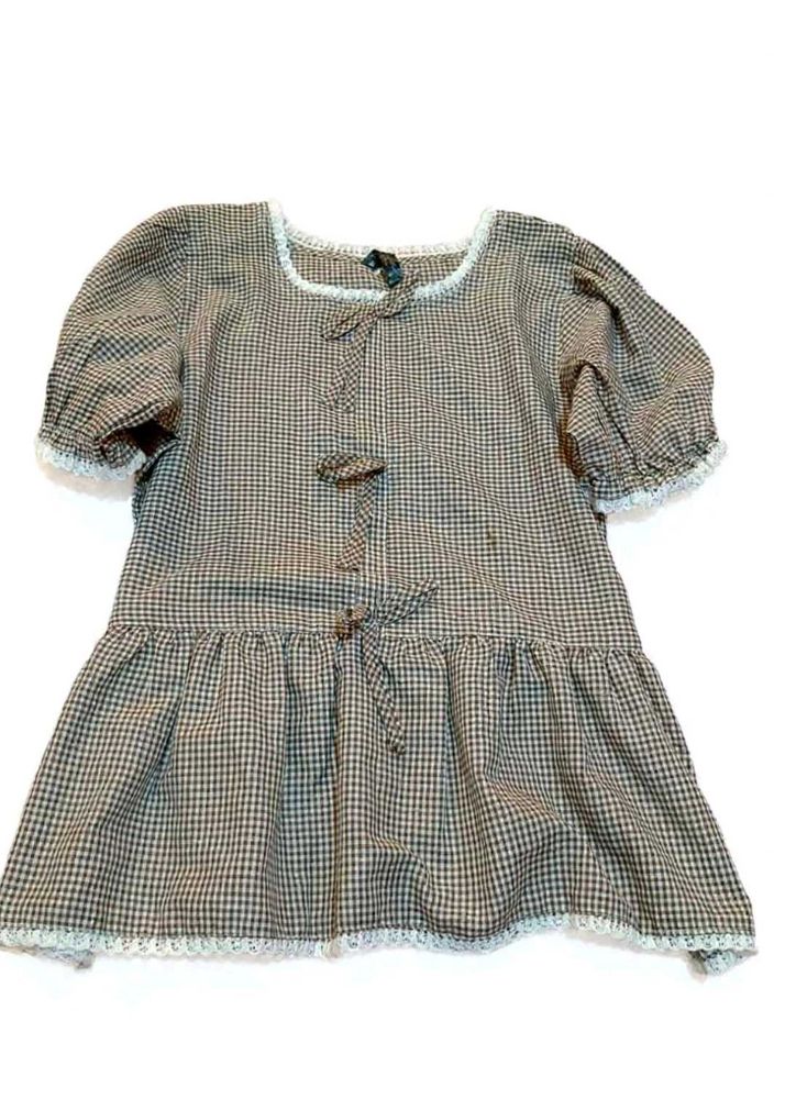 Vintage-Style Plaid Top