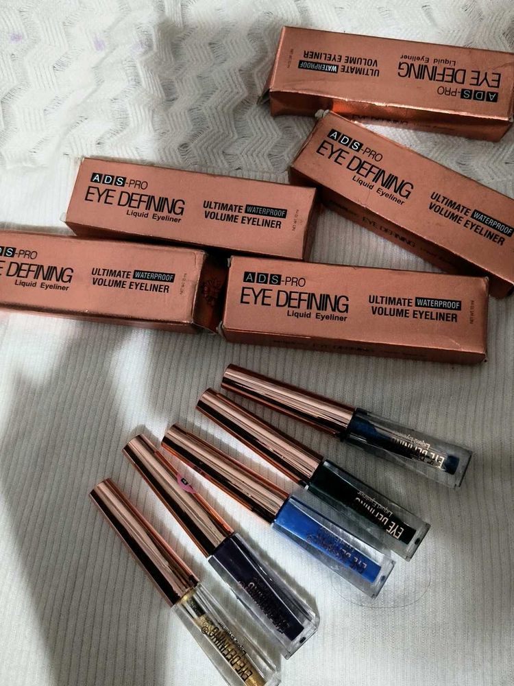 ADS-PRO Eye Defining Liquid Eyeliner
