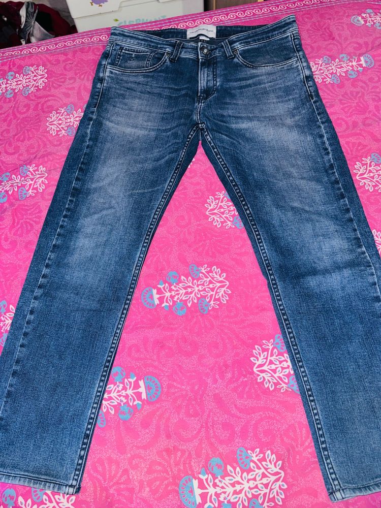 Calvin Klein Jeans(32)