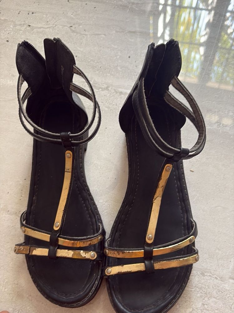 Stylish Black &amp; Gold Gladiator Sandals