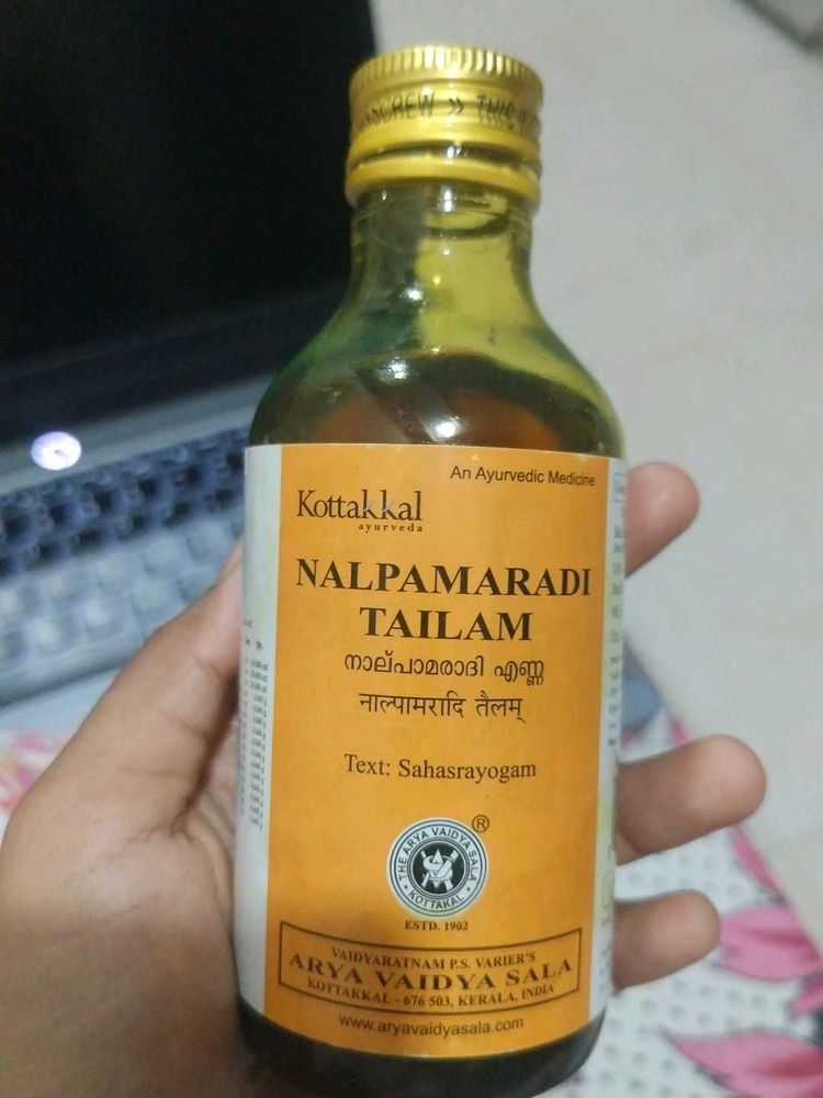 Kottakkal Nalpamaramdi Tailam