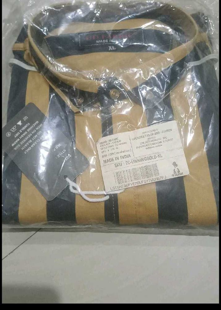 aadhe daam me kharido new shirt