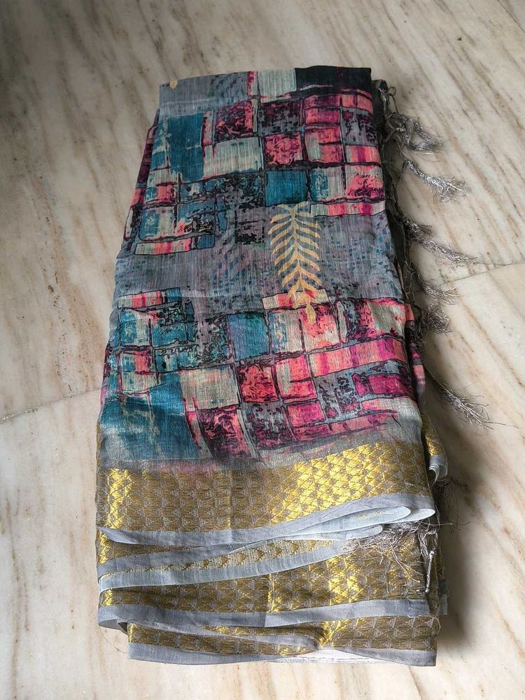 Elegant Printed Saree